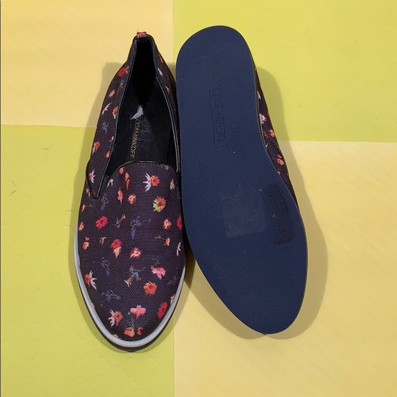 Rebecca Minkoff Floral Black Canvas Shoes 7.5 - Picture 3 of 6